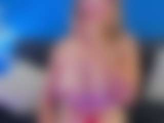 Live cam show with Bella Marie - MILF on Free Soda