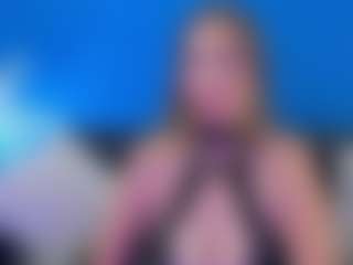 Live cam show with Bella Marie - Thong on Camsoda