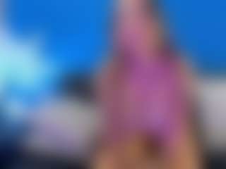 Live cam show with Bella Marie - Natural on Dare Cams