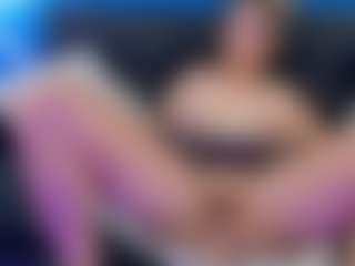 Live cam show with Bella Marie - Pornstar Cosplay on CamwithHer