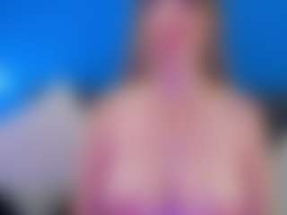 Live cam show with Bella Marie - Bikini on xxxlivecams.org