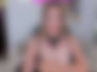 Live cam show with Bella Marie - Striptease Latina on milfzrlive.com | colombia
