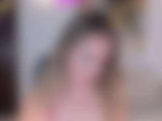 Live cam show with Bella Marie - Spy MILF on Uber Horny