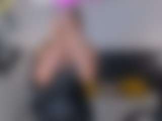 Bella Marie's Live Sex Cam Show