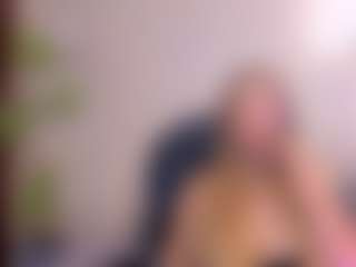 Live cam show with Bella Marie - Joi on Camsoda