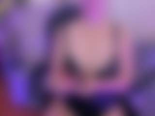 Live cam show with Bella Marie - Curvy Middle Aged on Nude Live Now