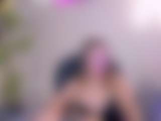 Live cam show with Bella Marie - Blonde Hair Middle Aged on sexylivex.com