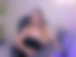 Bella Marie's Live Sex Cam Show