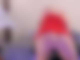 Live cam show with Bella Marie - Blonde Hair Curvy on Camsoda