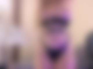 Live cam show with Bella Marie - Strip Blonde Hair on crypto-cams