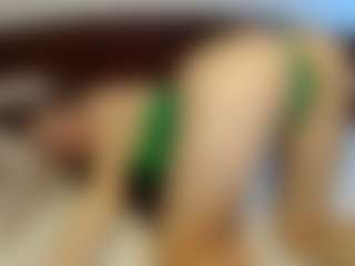 yourbaby85567's Live Sex Cam Show
