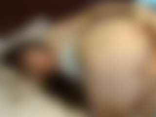 yourbaby85567's Live Sex Cam Show