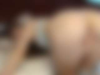 yourbaby85567's Live Sex Cam Show