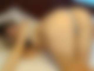 Live cam show with yourbaby85567 - Smoking on Instabang
