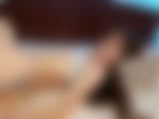 yourbaby85567's Live Sex Cam Show