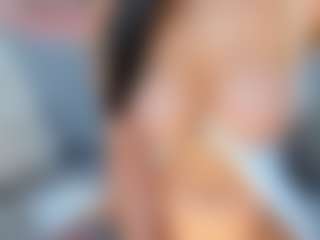 Live cam show with brennawalker - Small Ass on live.xbliss.ai