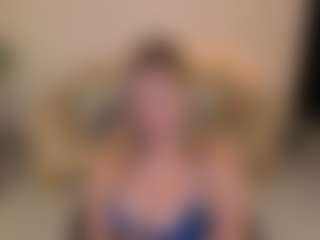 Live cam show with Kyla Morrison - Oil on camwithhim.com