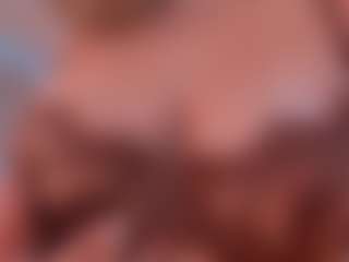Live cam show with Kyla Morrison - Oil on https://playwithruby.com