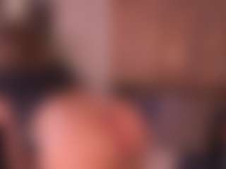 Live cam show with Kyla Morrison - Natural on madthumbs