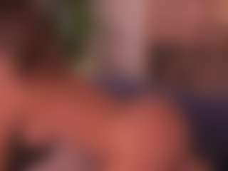 Live cam show with Kyla Morrison - Oil on AdultVida.com