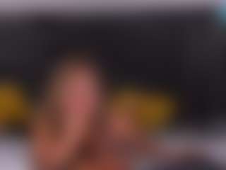 Kyla Morrison MILF webcam performer live streaming