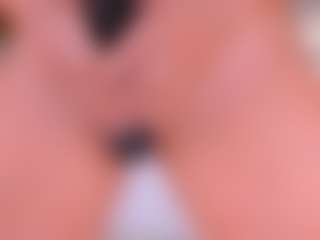 Live cam show with Kyla Morrison - Gamer Latina on Nude Live Now | colombia
