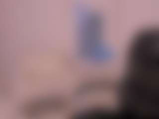 Kyla Morrison MILF webcam performer live streaming