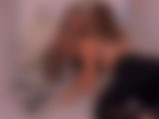 Kyla Morrison MILF webcam performer live streaming