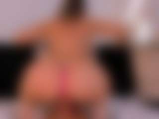 Kyla Morrison MILF webcam performer live streaming