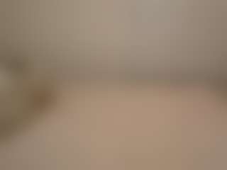Live cam show with beautylovess - Interactivetoy on infinitiblacc.com