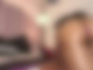hallybans's Live Sex Cam Show