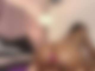 Live cam show with hallybans - Toys on fuck-show.com