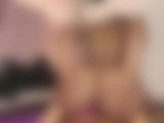Live cam show with hallybans - Wet on Camsoda
