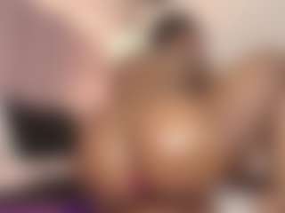 hallybans's Live Sex Cam Show