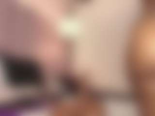 Live cam show with hallybans - Control on AdultVida.com