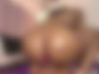hallybans's Live Sex Cam Show