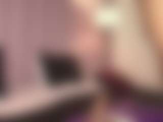 hallybans's Live Sex Cam Show