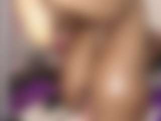hallybans's Live Sex Cam Show