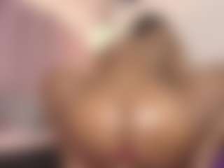 hallybans's Live Sex Cam Show