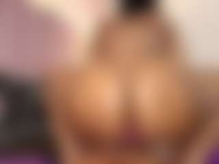 hallybans's Live Sex Cam Show