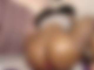 hallybans's Live Sex Cam Show