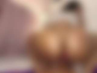hallybans's Live Sex Cam Show