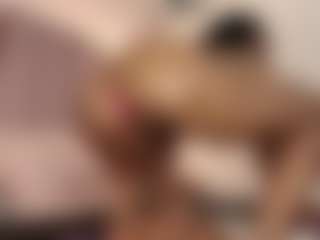hallybans's Live Sex Cam Show