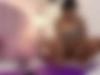 Live cam show with hallybans - MILF on Milf Play