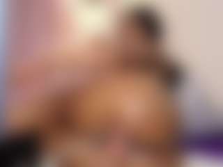 hallybans's Live Sex Cam Show