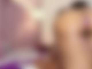 hallybans MILF webcam performer live streaming