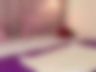 Live cam show with hallybans - Petite on Free Soda
