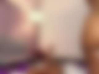 hallybans's Live Sex Cam Show