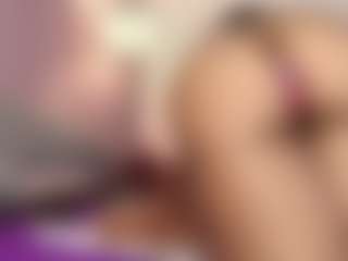 hallybans's Live Sex Cam Show