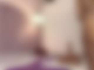 hallybans's Live Sex Cam Show